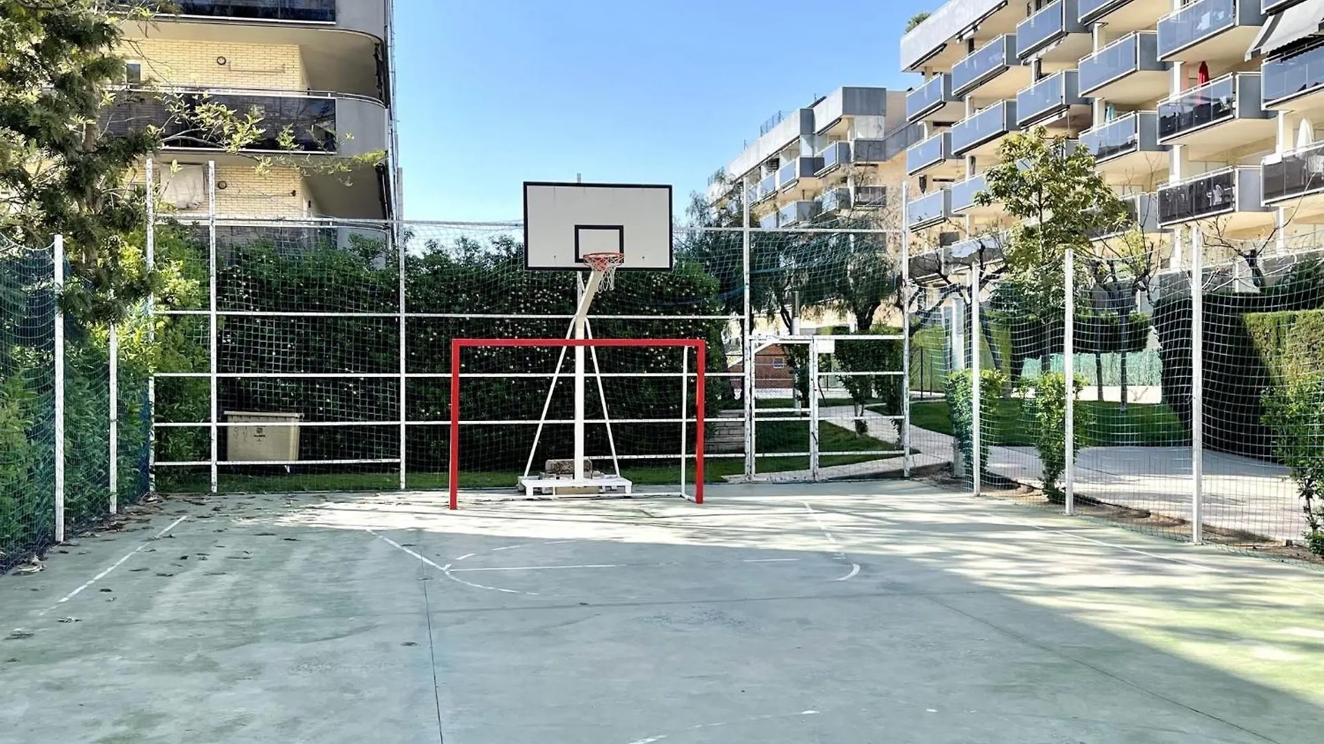 Apartbeach Nova Pineda 2 Y Vistas Piscina La Pineda 0*,
