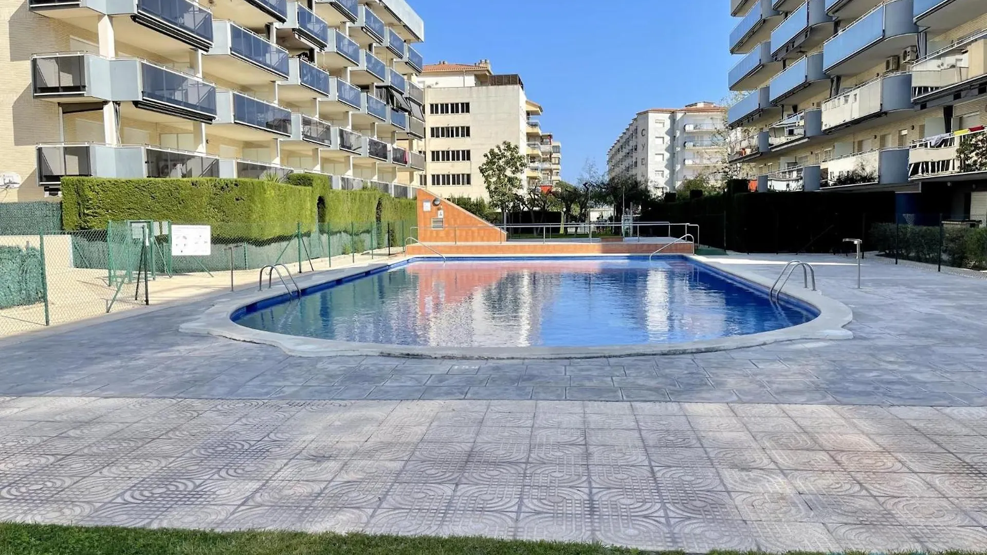 Apartment Apartbeach Nova Pineda 2 Y Vistas Piscina La Pineda